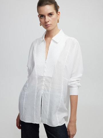 Ipekyol Blouse in White: front
