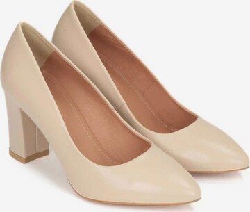 Kazar Pumps in Beige