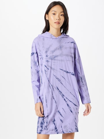 Urban Classics Dress in Purple: front