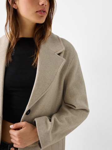 Bershka Tussenmantel in Beige