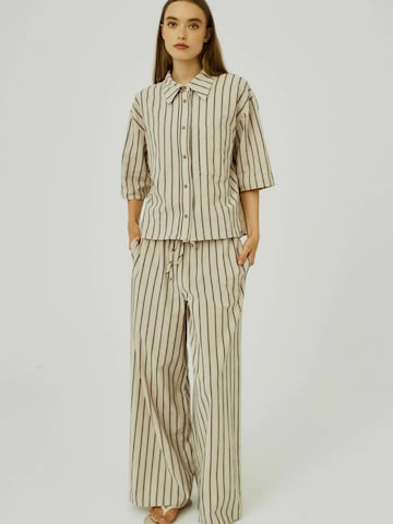Camicia da donna 'Arka' di NORR in beige: frontale