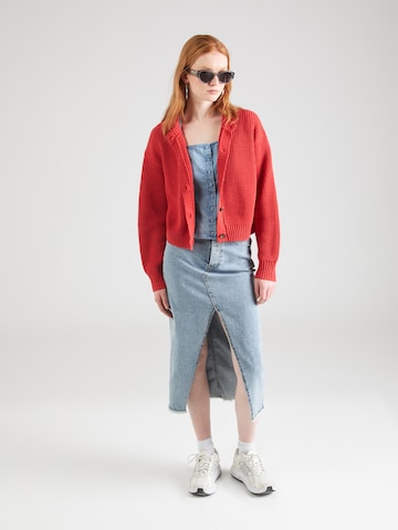 LEVI'S ® Gebreid vest 'Cat Cardigan' in Rood