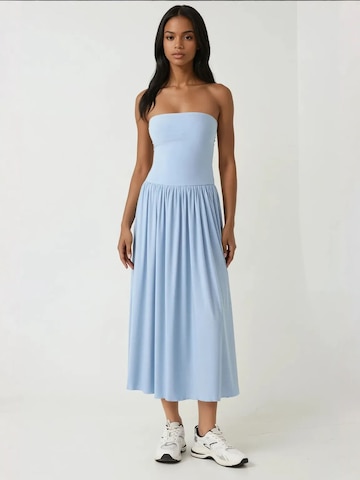 Hiccup Kleid in Blau: Vorderseite
