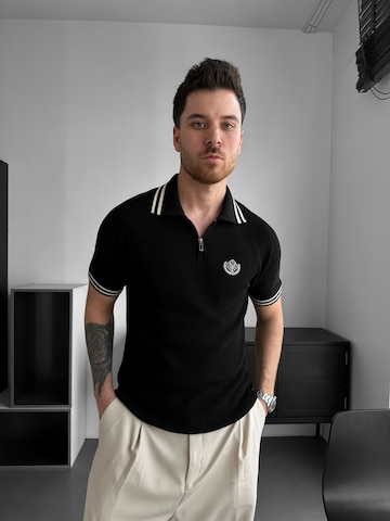 Kleidermafia Shirt in Black: front