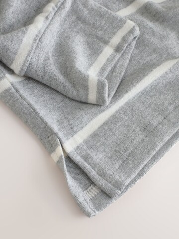 Next - Pijama en gris