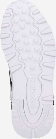 Baskets basses Reebok en blanc