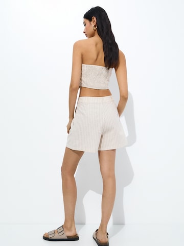 Pull&Bear Loosefit Veckad byxa i beige