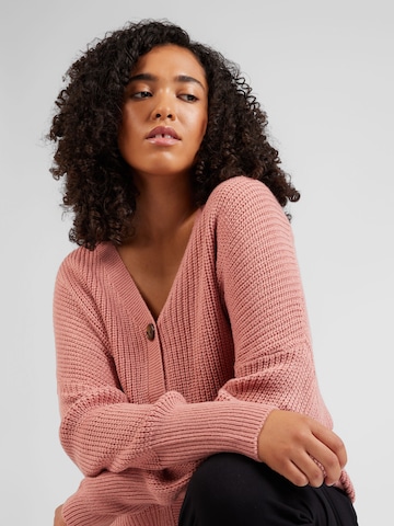 Vero Moda Curve Knit Cardigan 'LEA' in Pink