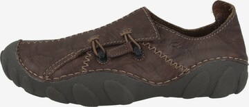 CLARKS Sportieve veterschoen ' Momo Spirit ' in Bruin: voorkant