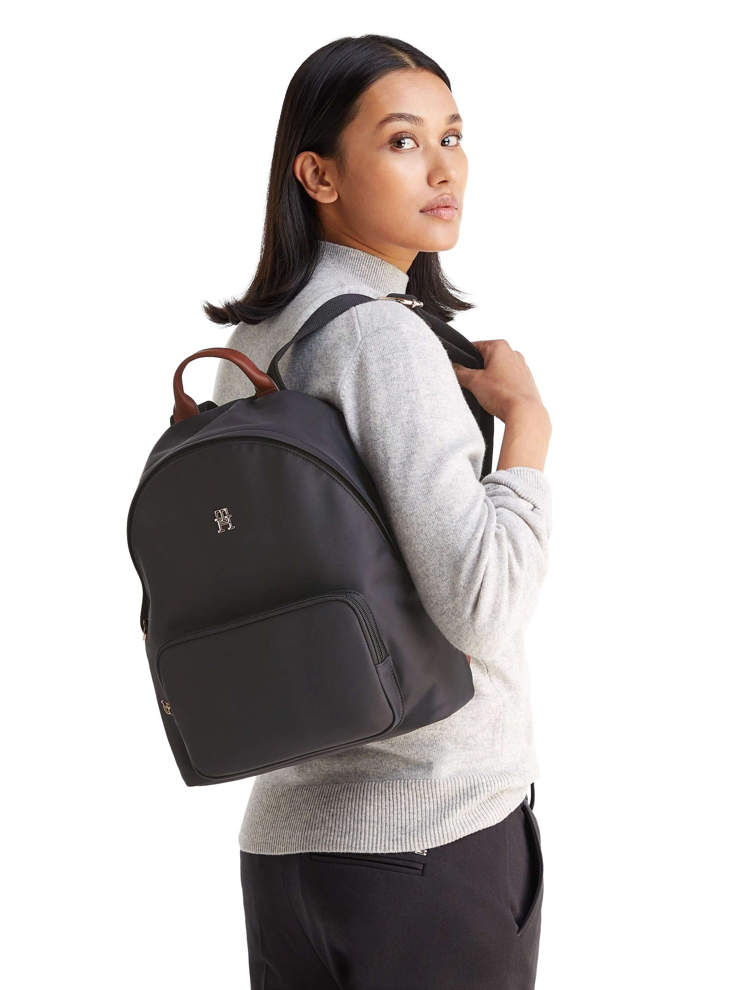 TOMMY HILFIGER Backpack in Black: front