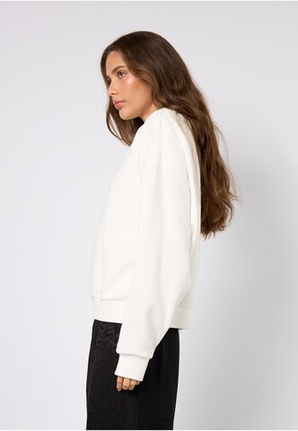 OH APRIL Sweatshirt 'Shine Bright' in Weiß