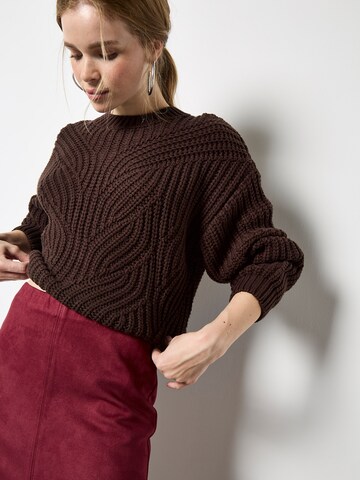 Jupe ' ' Apricot en rouge