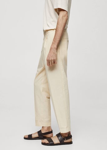 MANGO MAN Regular Pleated Pants 'Clay' in Yellow