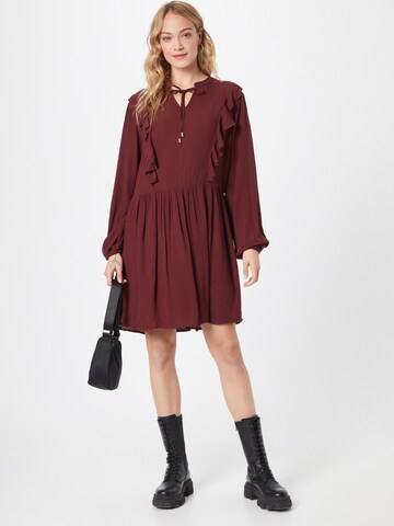 Robe 'Evie' ABOUT YOU en rouge