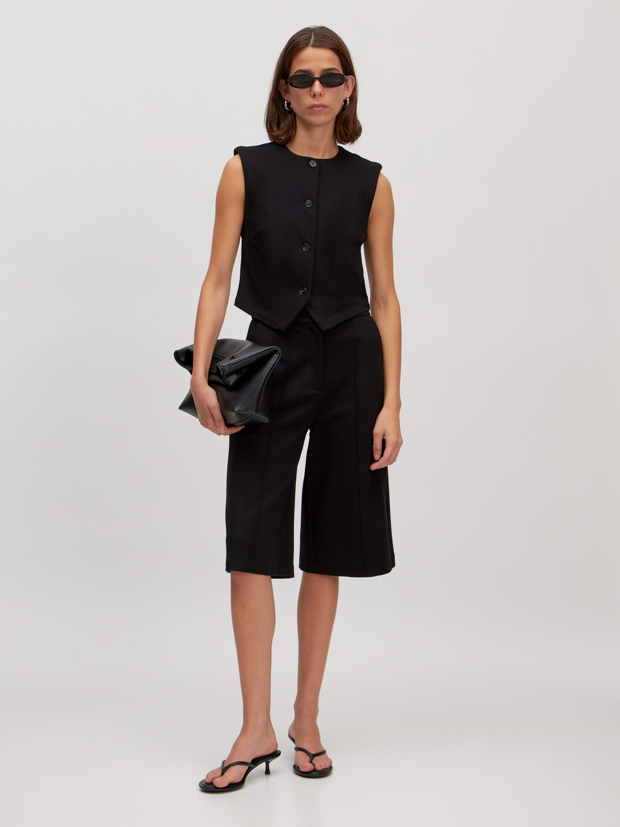 EDITED Producten Bodywarmer 'Dorit' Zwart