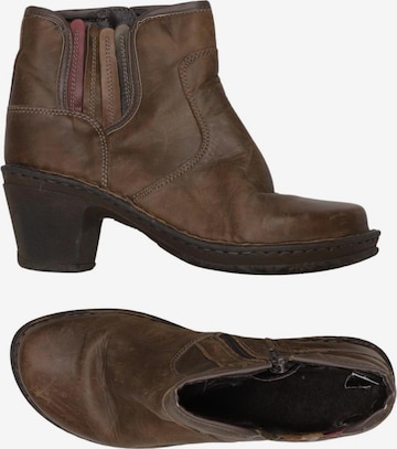 JOSEF SEIBEL Dress Boots in 39 in Brown: front