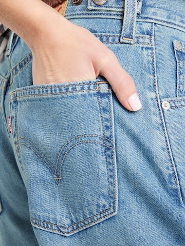 LEVI'S ® Szabványos Farmer 'Cinch Mid-Thigh Shorts' - kék