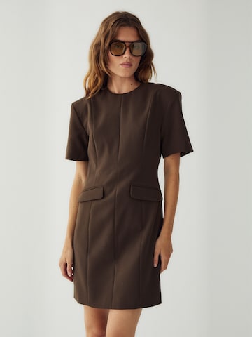 Noella Dress ' N-Myriam ' in Braun: Vorderseite