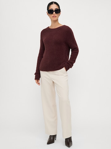 Vero Moda Petite Свитер 'VMPUFF' в Красный