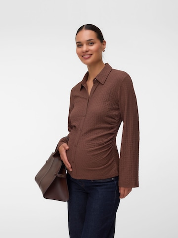 MAMALICIOUS - Blusa en marrón: frente