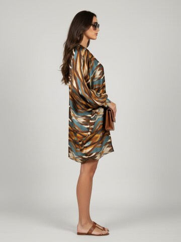 WEARABLE STORIES Kjole i brun