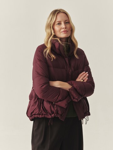 Giacca invernale 'BUBO' di TATUUM in rosso