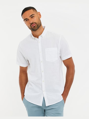 Coupe regular Chemise 'Dragon' Threadbare en blanc : devant