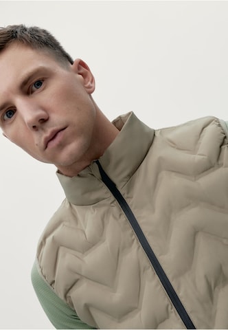 Gilet de sport 'Sepik' Born Living Yoga en beige