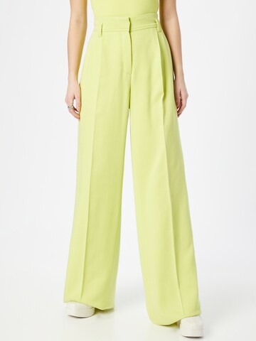 Riani Wide leg Pleat-Front Pants in Yellow: front