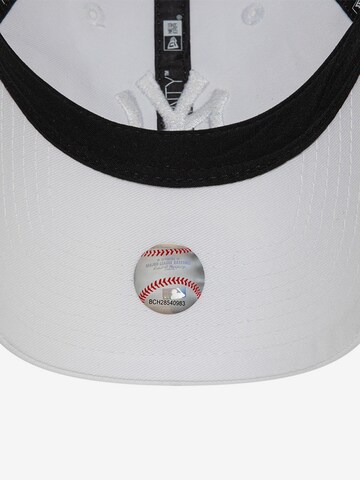 NEW ERA - Gorra 'LEAGUE ESS 9TWENTY NEYYAN' en blanco