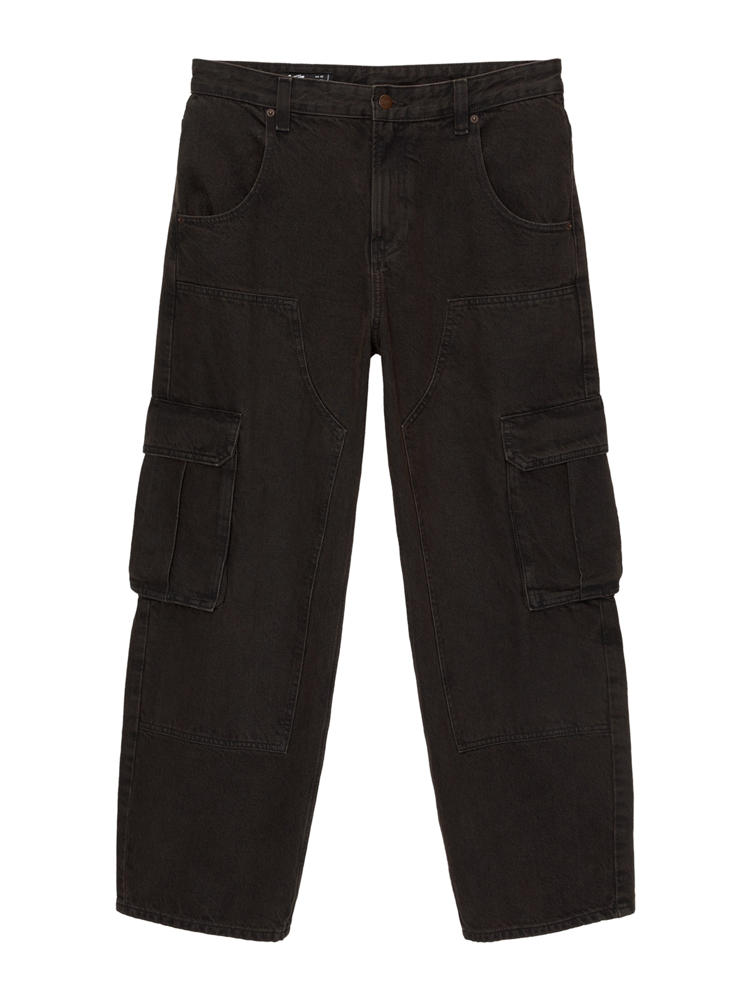 Pull&Bear Regular Cargo jeans in Black: front