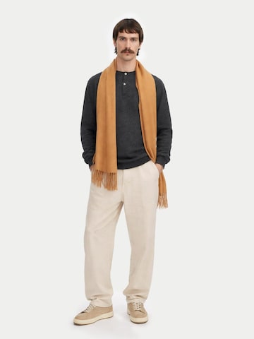 GOBI Cashmere Halsduk 'Unisex Cashmere Fringed Scarf' i beige