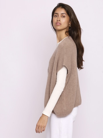Lilavie Knitted Vest ' Ninaa ' in Beige