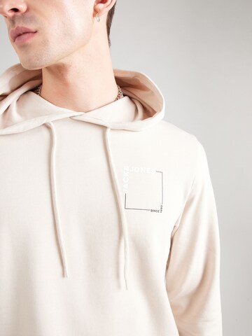 JACK & JONES Суичър 'JJVERNER' в бежово
