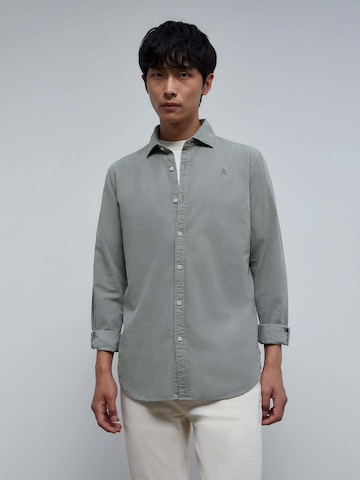 Scalpers Comfort fit Button Up Shirt in Green: front