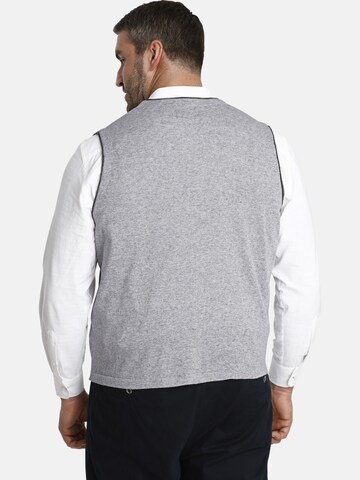 Charles Colby Vest 'Kevan' in Grey