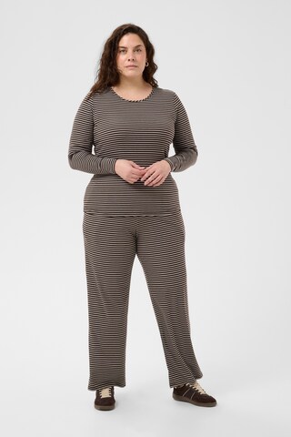 KAFFE CURVE - Loosefit Calças 'Smilla ' em castanho