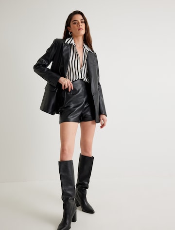 Koton Regular Broek in Zwart