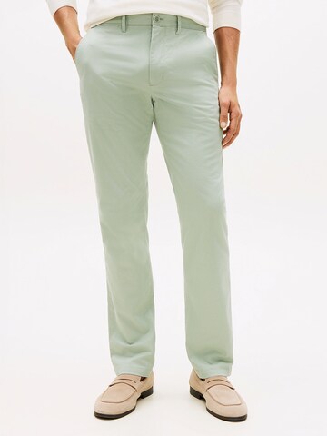 Regular Pantalon chino 'Denton' TOMMY HILFIGER en vert : devant