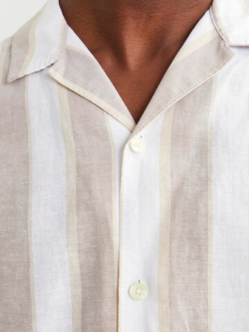 Comfort fit Camicia 'JPRCCSummer' di JACK & JONES in beige