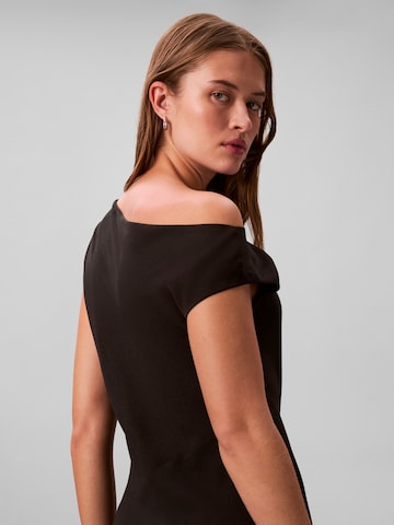 Calvin Klein - Vestido em preto