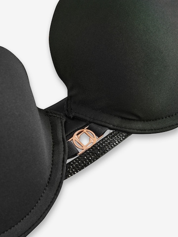 T-shirt Reggiseno di Lipsy in nero