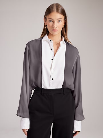 RÆRE by Lorena Rae Blouse 'Erin' in Grey: front
