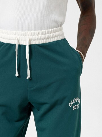 Loosefit Pantalon 'Hibiscus' VAMOS CLO en bleu