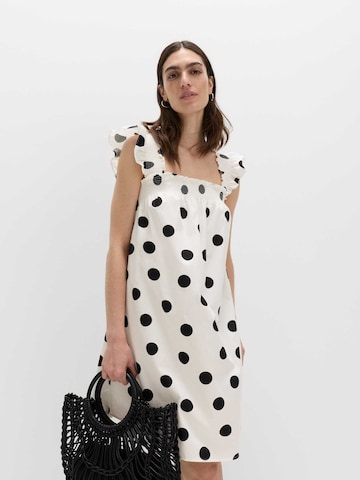 Robe Marks & Spencer en blanc