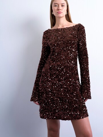 Rochie de cocktail 'MARIA' de la TOPSHOP pe maro: față