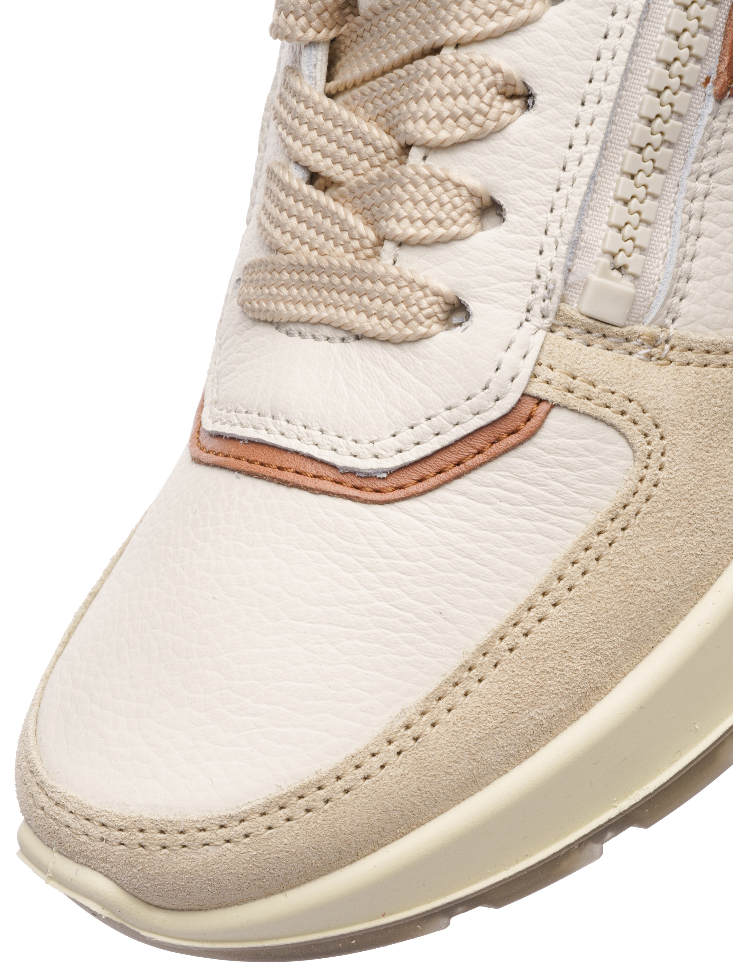 ARA Sneakers in Beige