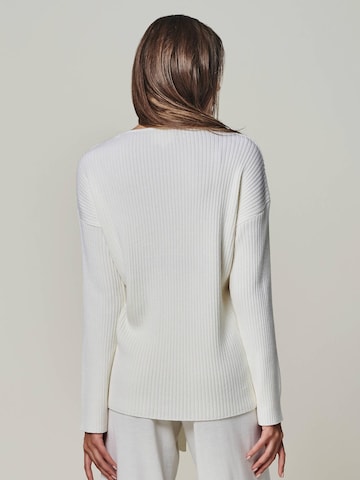 Pull-over 'BLOSSOM' YOU LOOK PERFECT en blanc
