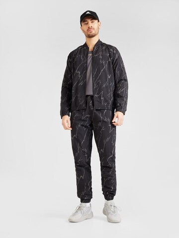 ADIDAS ORIGINALS - Tapered Pantalón en negro