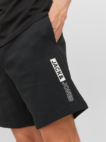 Trening 'NEO' de la JACK & JONES pe negru